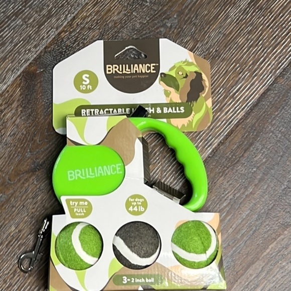 Brilliance, ‘Retractable Leach & 3 balls’ Orange or Green. SZ: 10ft leach. NWT - Picture 3 of 4